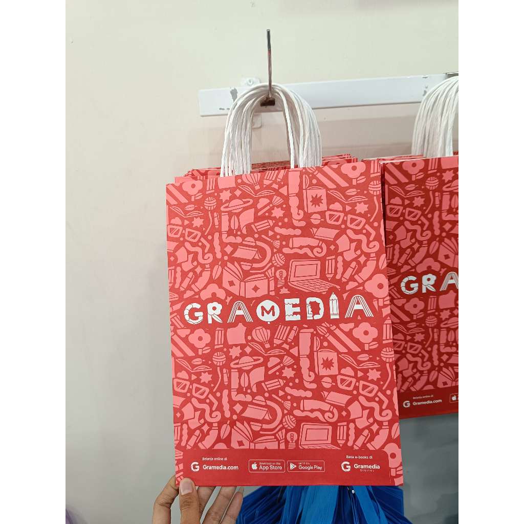 

Paper Bag Gramedia