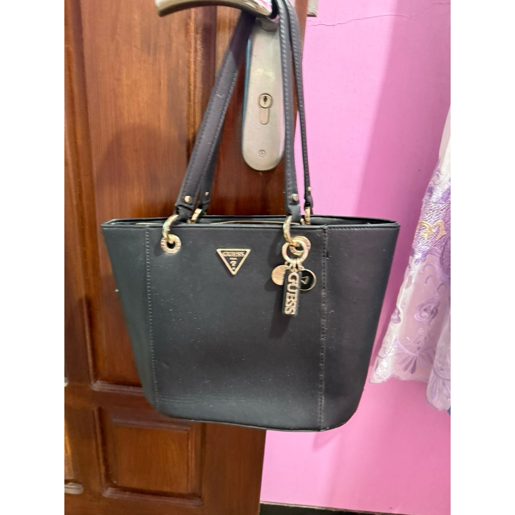 Guess small tote bag