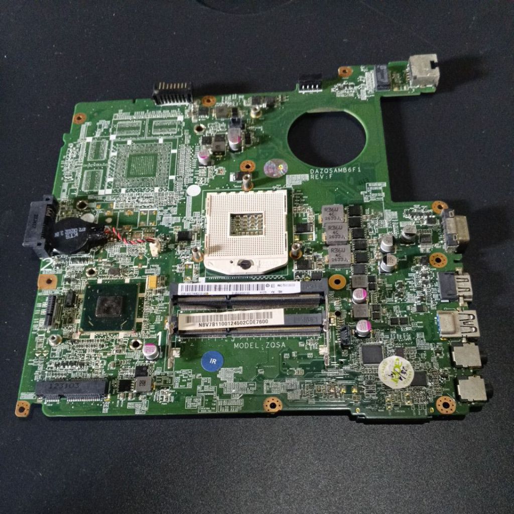 Motherboard laptop Acer Travel mate P243 mati bahan