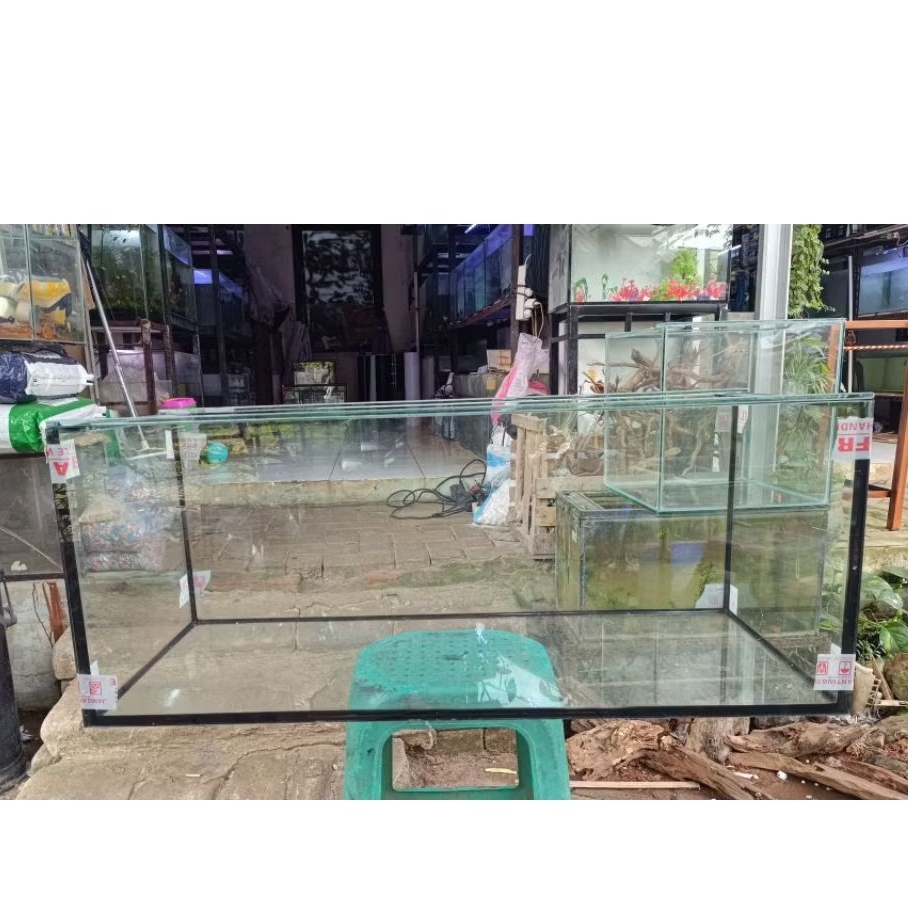 AQUARIUM KACA 100x40x40cm KACA 8/5mm lem hitam