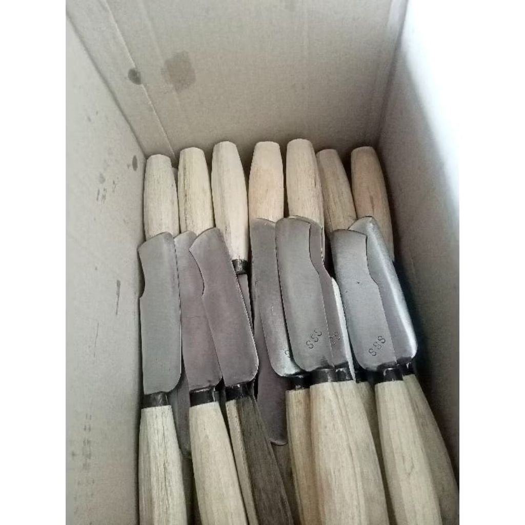 Pisau Dapur Tanggung Plat Baja Khas Madura