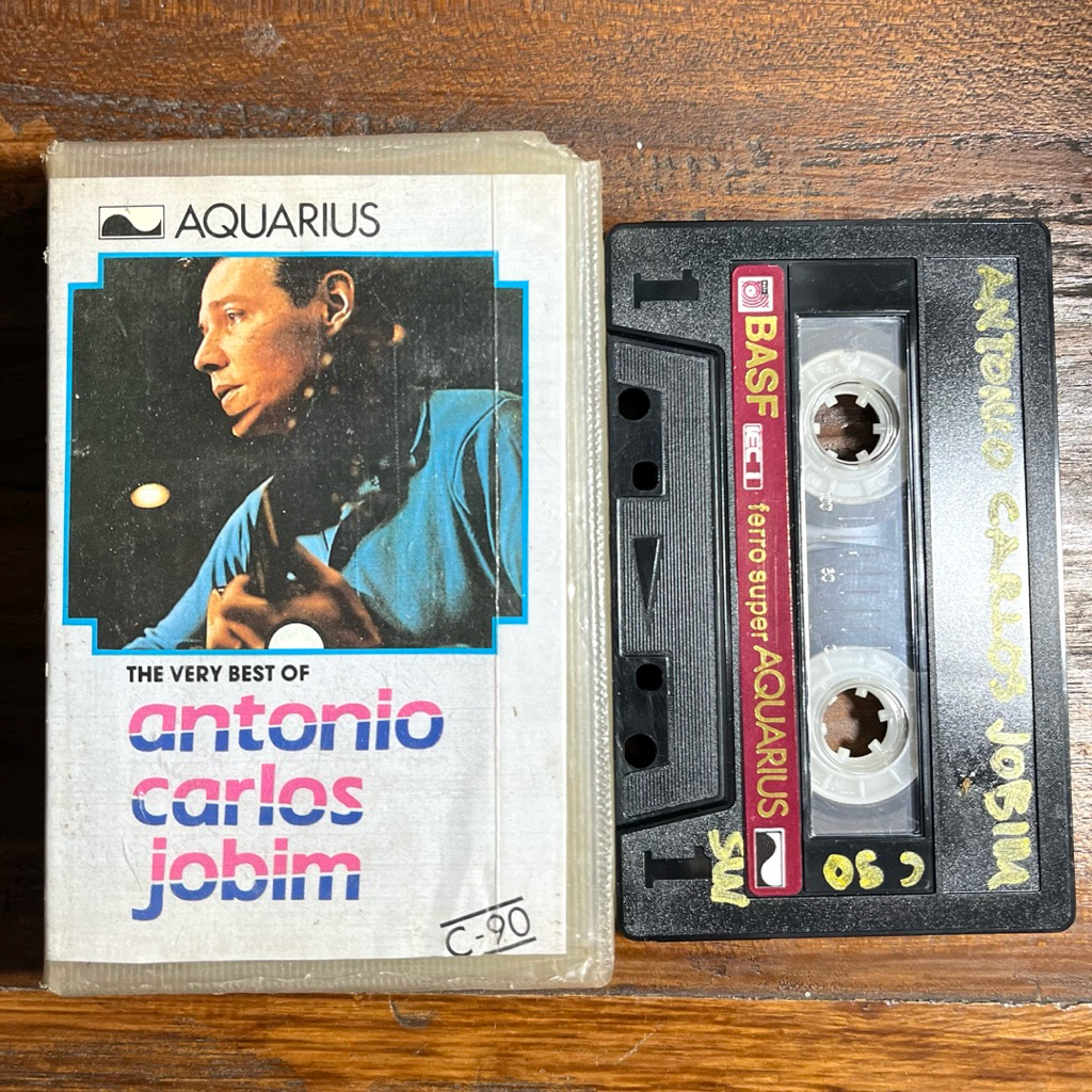 Kaset Pita Antonio Carlos Jobim Very Best Of (Jazz Bossanova)