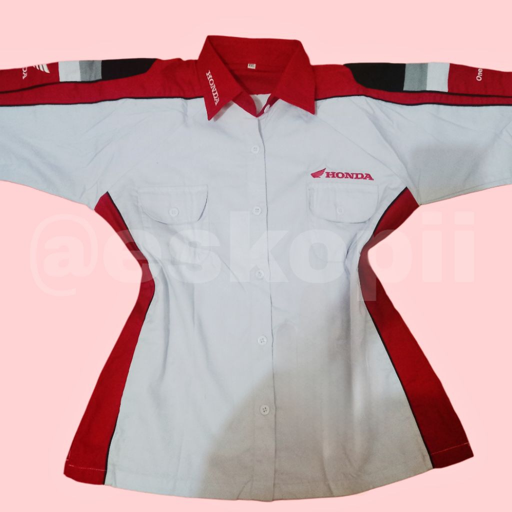 Kemeja Lengan Panjang Kombinasi Putih Merah – Model Seragam Kerja