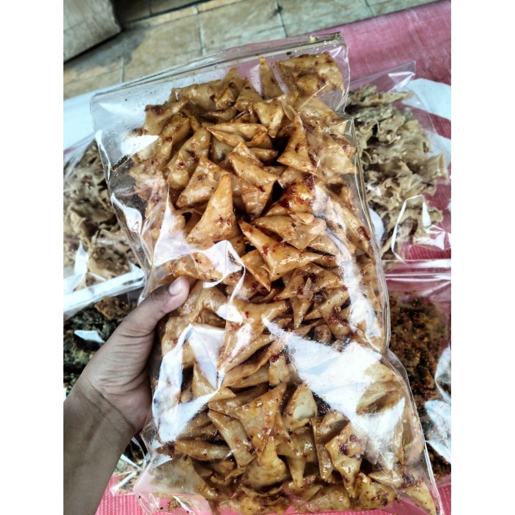 

PANGSIT/ KRUPUK SEBLAK/MIE KERING/ BAYAM CRISPY/ BASRENG