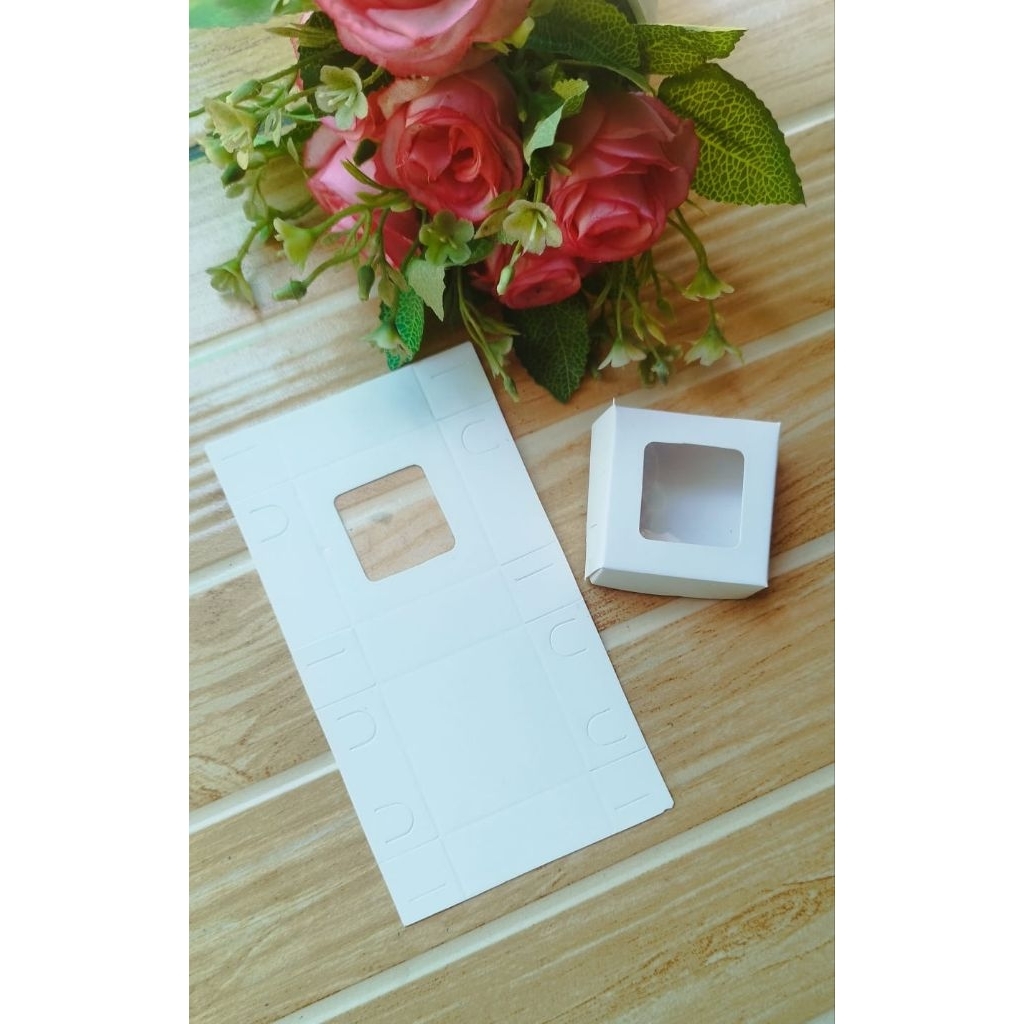 

paper box vintage/craft/Samson/UK.7x7x3/box mika frame putih