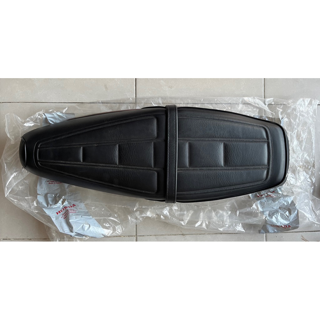 jok honda c700 super cup Original NOS