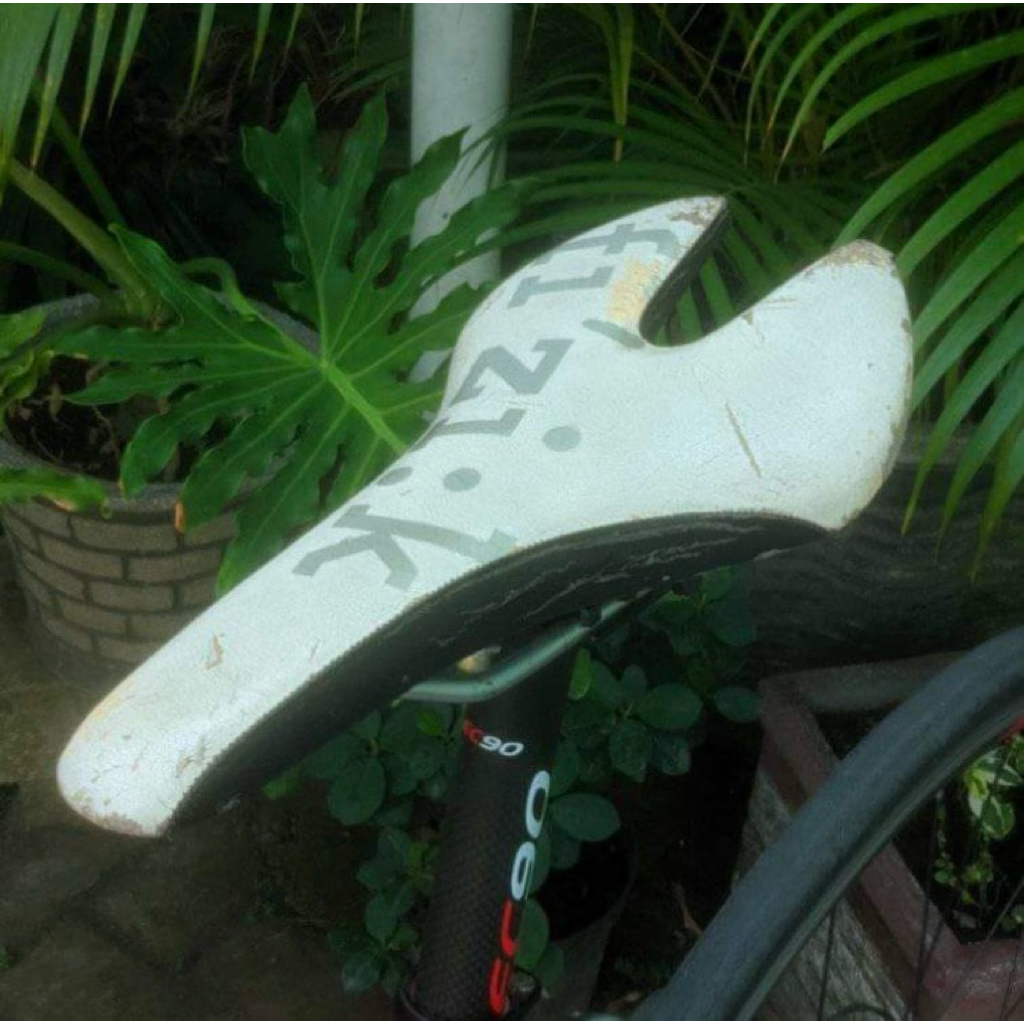 Sadel fizik ardhea Used Condition