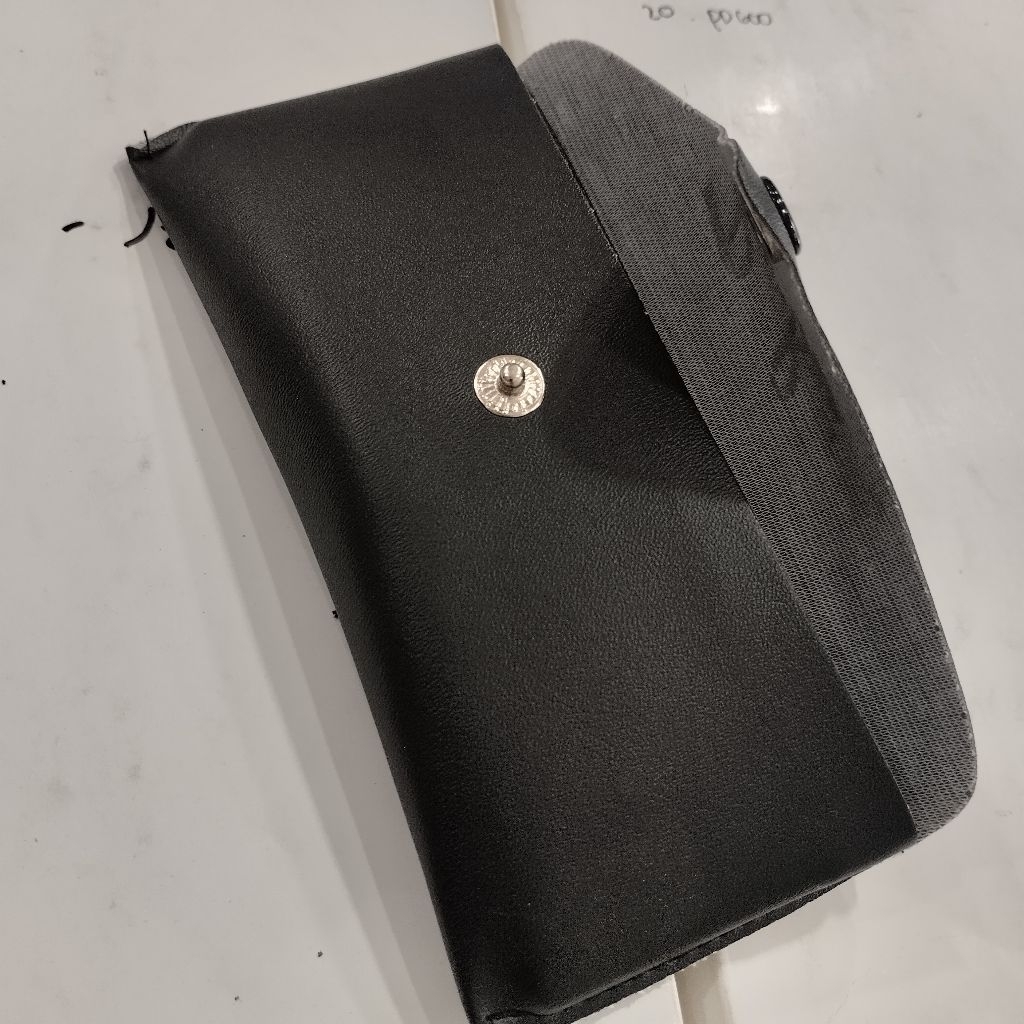 Dompet pinggang kacamata kulit kanfas di pinggang pria