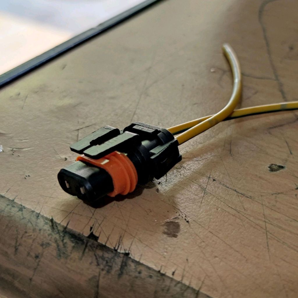 Soket lampu depan lampu dekat Opel Blazer HB4