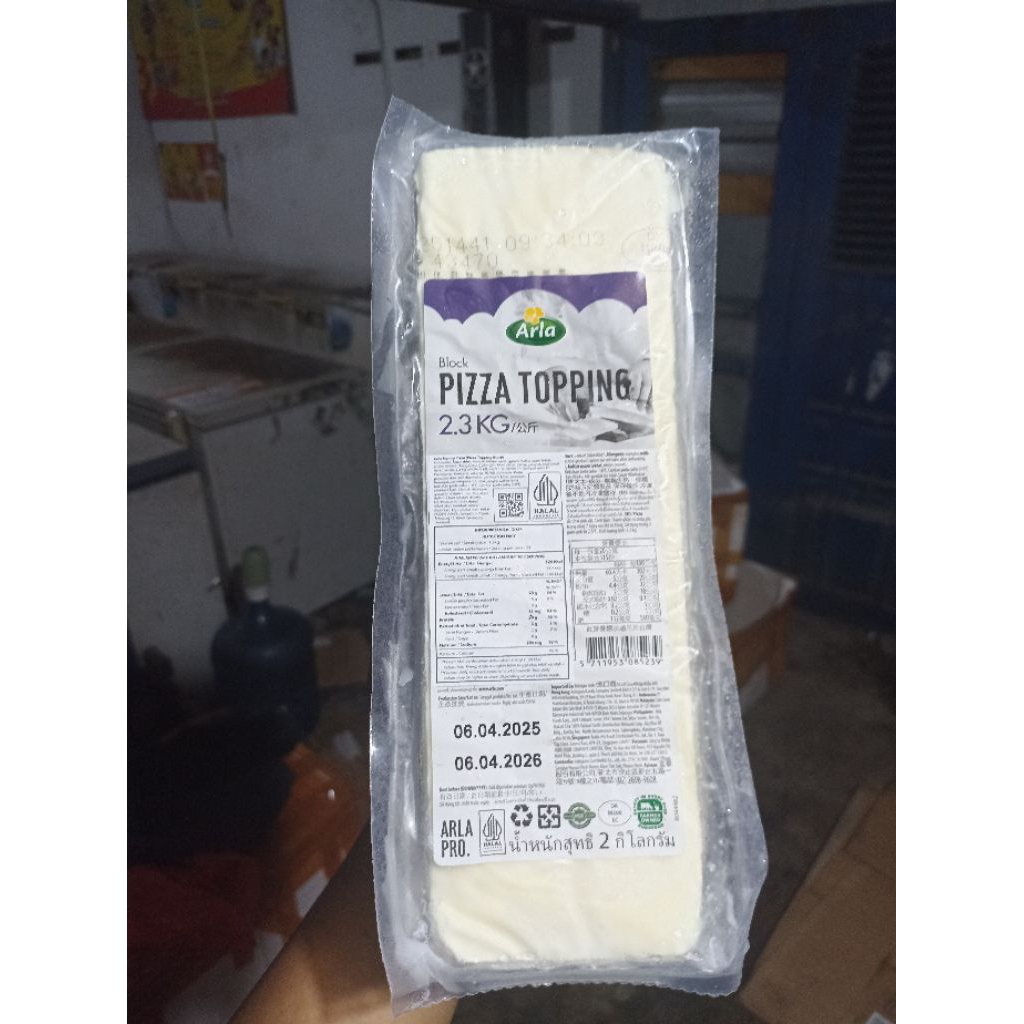 

KEJU MOZZARELLA ARLA BALOK 2.3KG