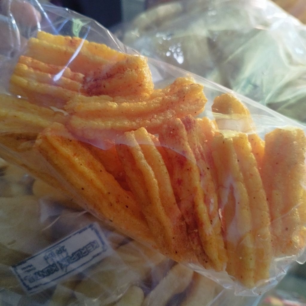

KERUPUK ULIR PEDAS ENAK 2000 ISI 10PCS
