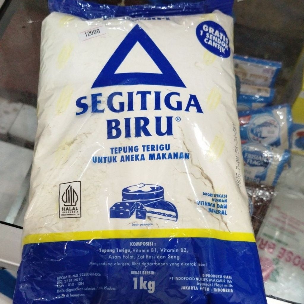 

Tepung segitiga Biru 1kg