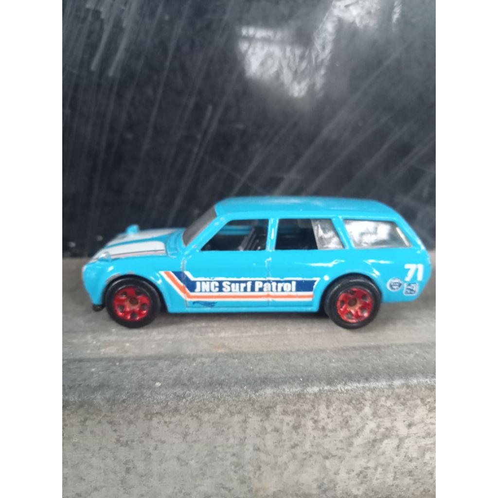 HOTWHEELS DATSUN WAGON 510 loose