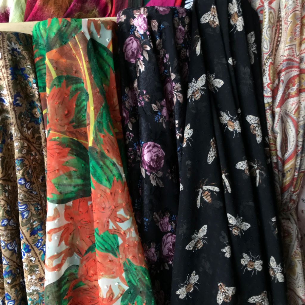 Kain sifon uragiri motif bunga - kain sifon Citru motif bunga - kain sifon rubia motif - kain sifon 