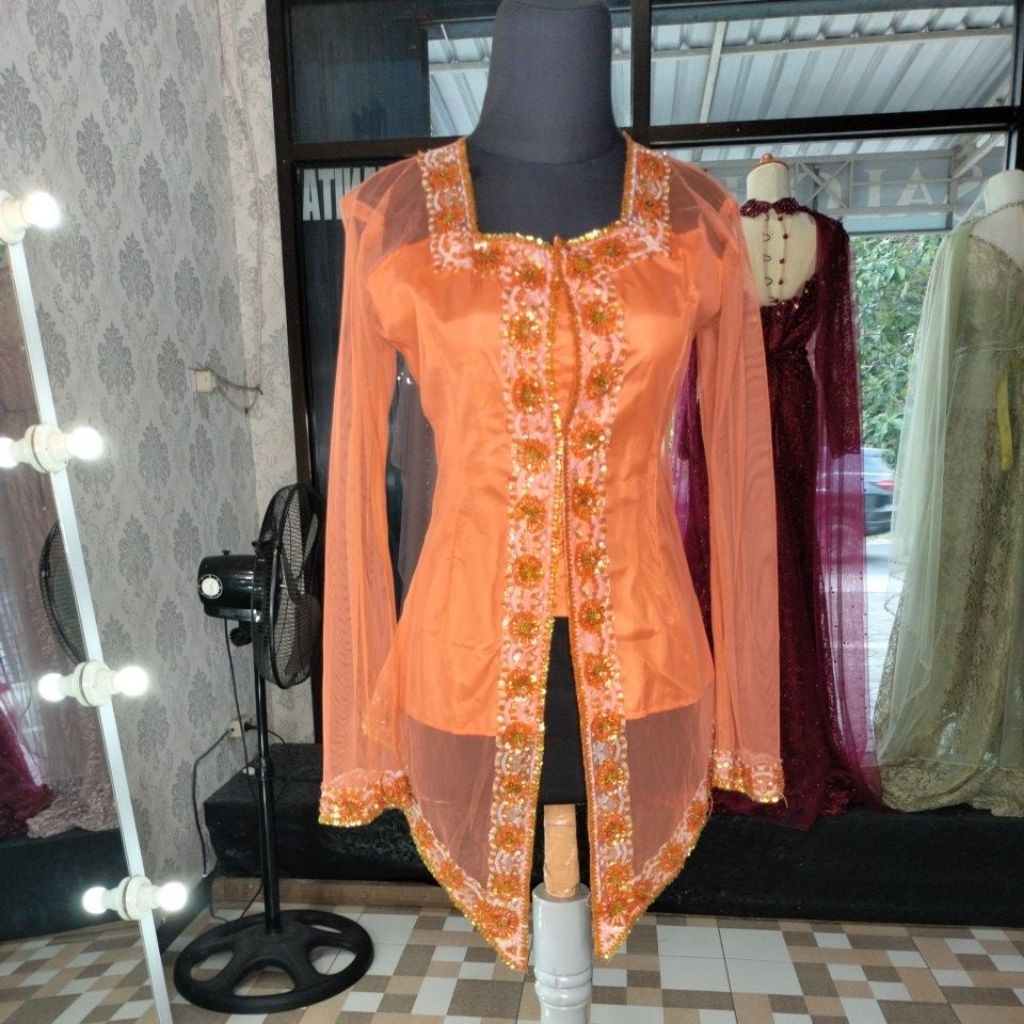 Atasan Kebaya kembar Mayang