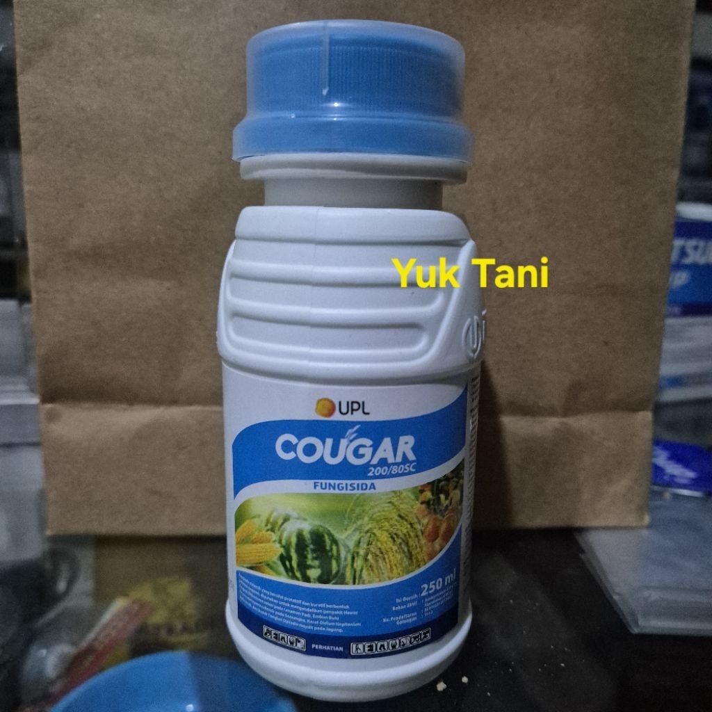 Fungisida Cougar 200/80SC, Kemasan 250ml. Bahan aktif azoksistrobin: 200 g/l + siprokonazol 80 g/l