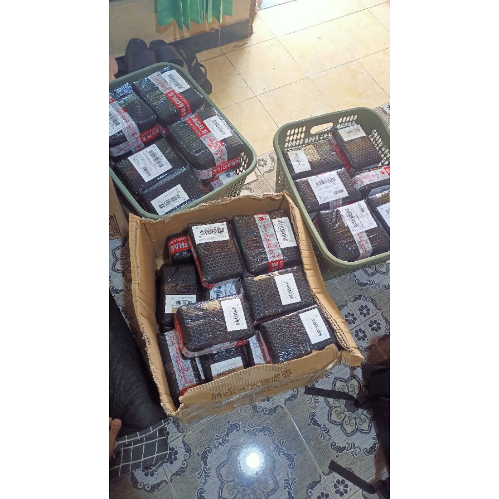 

TAMBAHAN KARDUS & BUBBLE WRAP PACKING SUPER AMAN