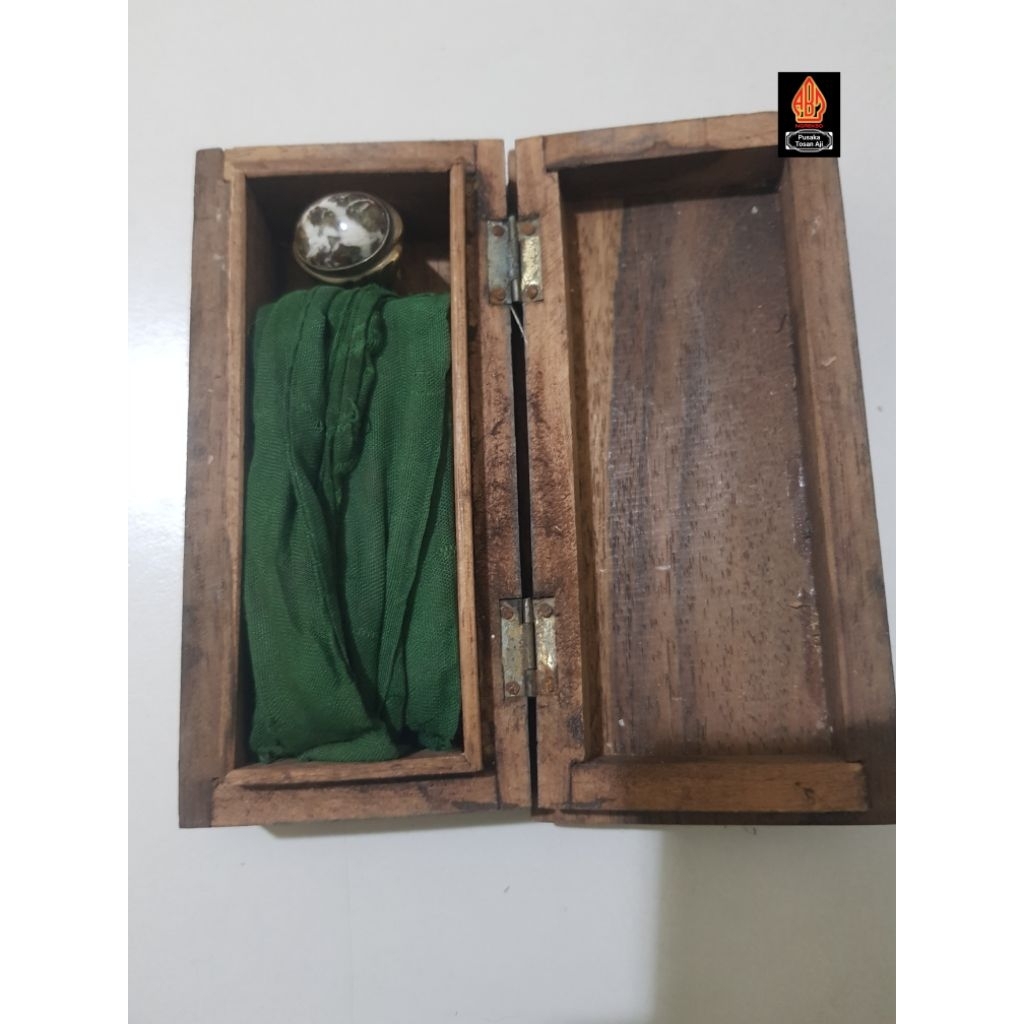 Koleksi Pusaka Ageman Batsal 7 dan Batu Cincin Kuno