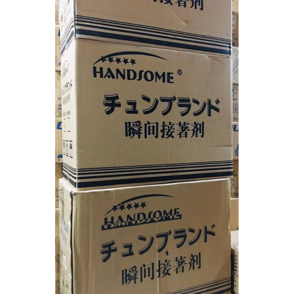 

[DUS] LEM KOREA SERBAGUNA HANDSOME 1 KARTON isi 12box