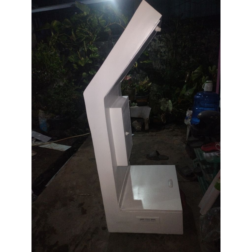 Mesin antrian Anjungan registrasi mandiri lengkap