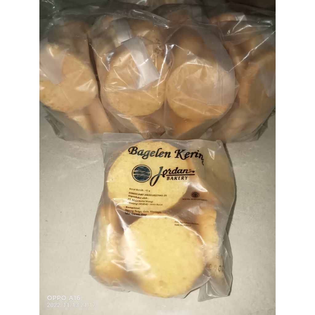 

Bagelen Jordan isi 10 keping
