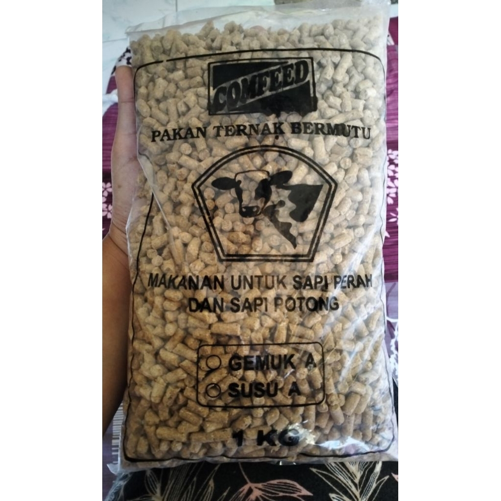 Gemuk A konsentrat untuk penggemukan sapi dan kambing