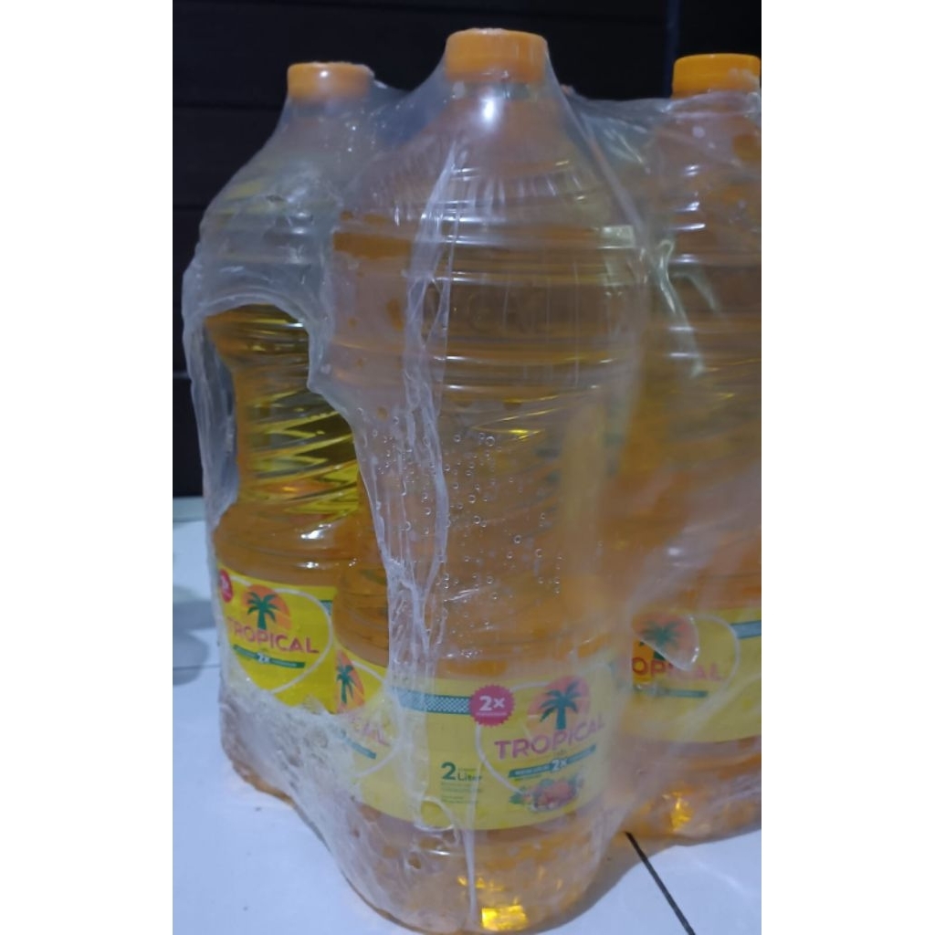 

Minyak goreng tropical kemasan botol 2 liter