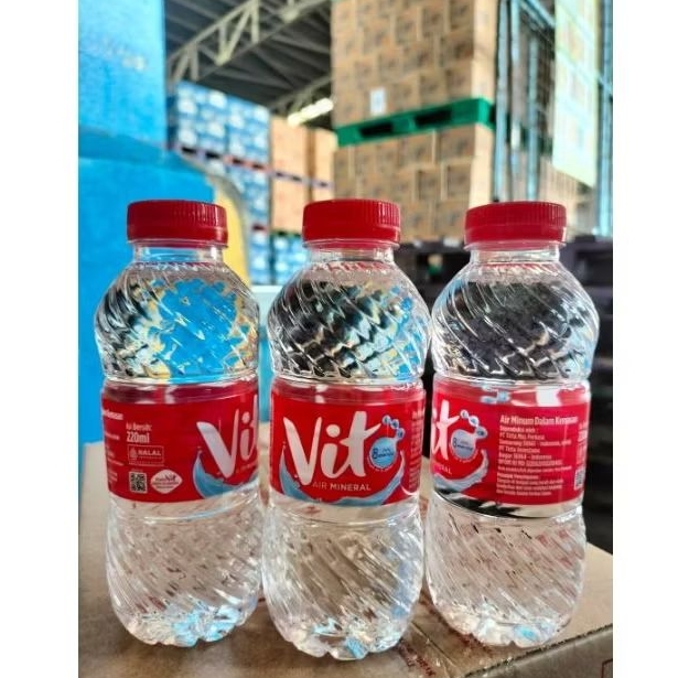 Air Mineral merk VIT botol 220ml isi 24 Moksa