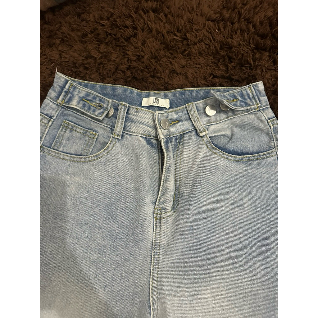 JEANS REQUEST