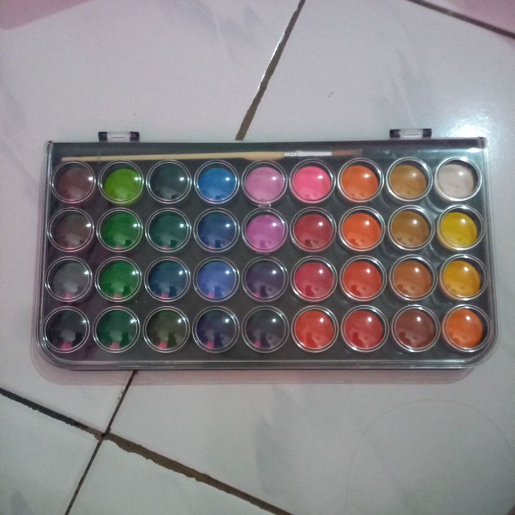 

PRELOVED joyko cat air 36 warna