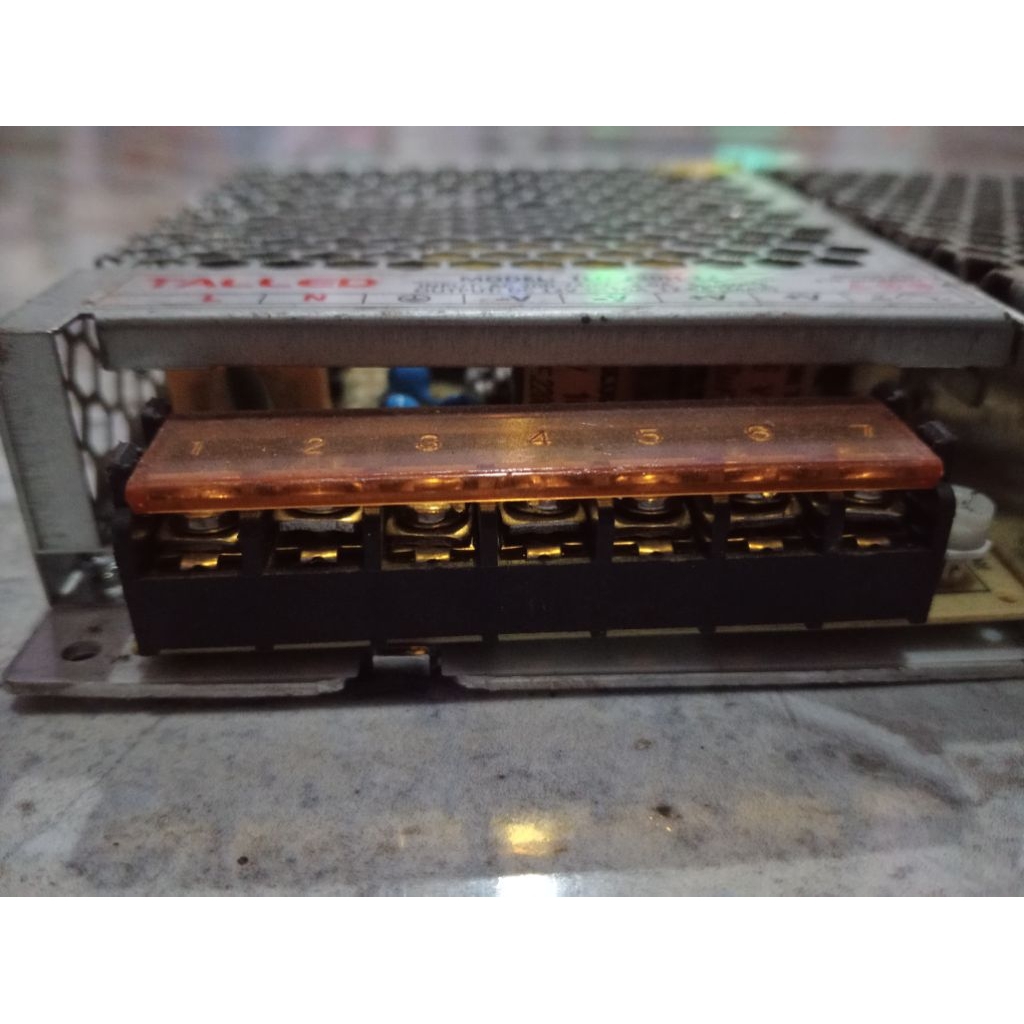 powersuplay model TLD-150H-12 input:AC 200-240V,2.0A 50/60HZ(DC12V-10A.12.5A)max
