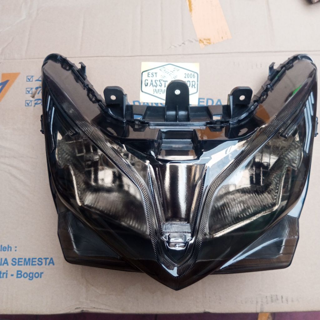 Reflektor lampu depan Vario 125 old tahun 2012-2013-2014-2015