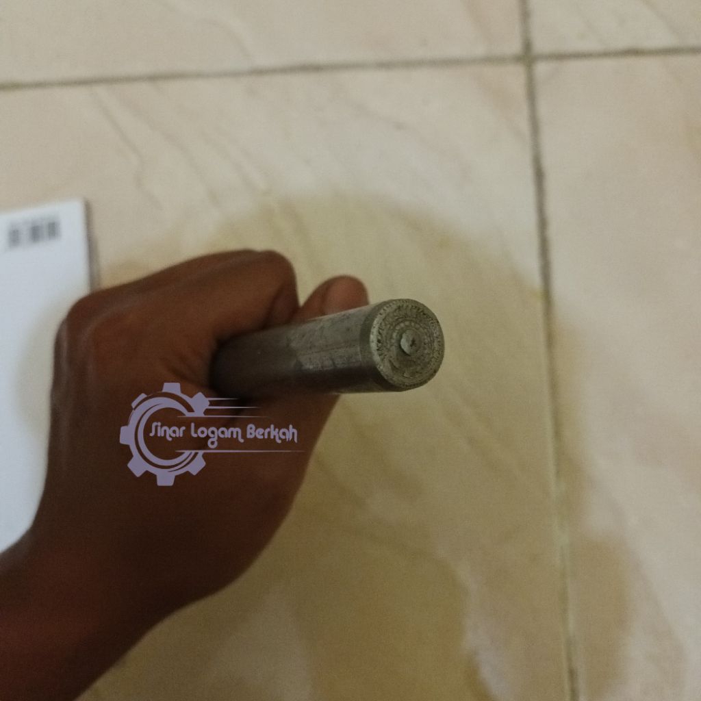 Besi as Diameter 17mm kurus bisa costum, as besi mentahan