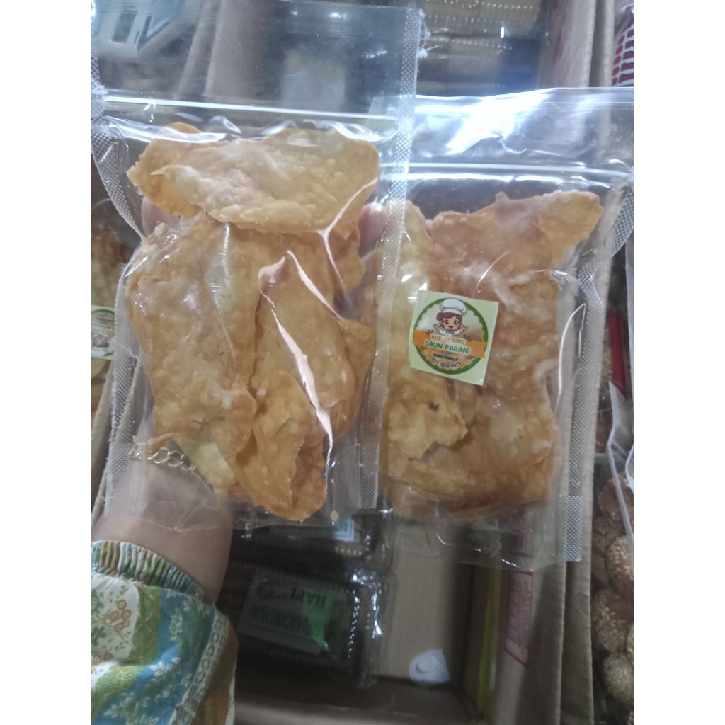 

Kue Kering Daun Paring Kriuk Renyah