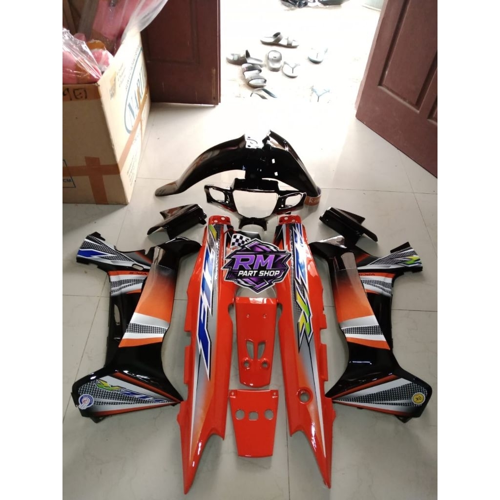 Body Set FIZ R OREN HITAM 2004 Bodi halus Fulset fizr oren