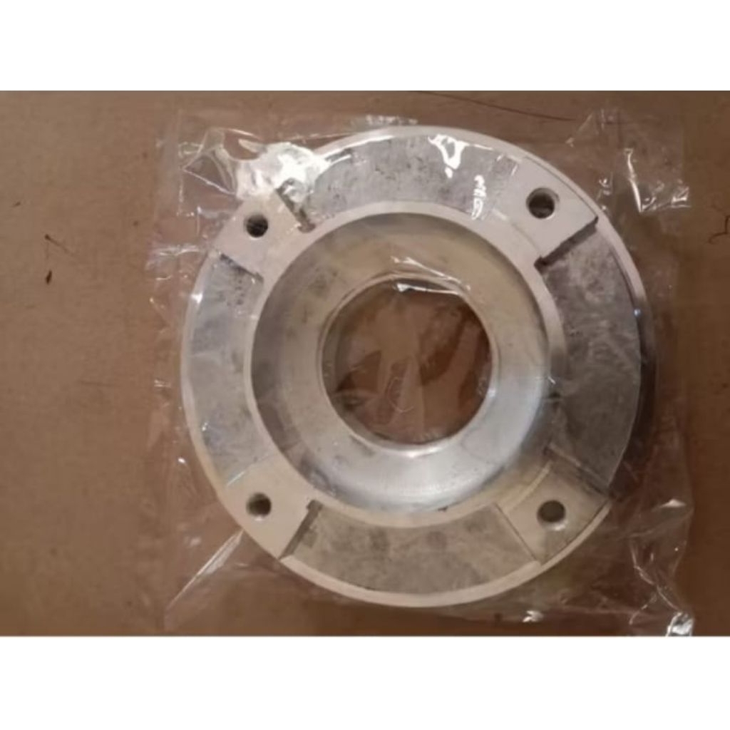 Plendes Adaptor Dudukan Cakram Belakang Tiger, Revo, Verza, Megapro