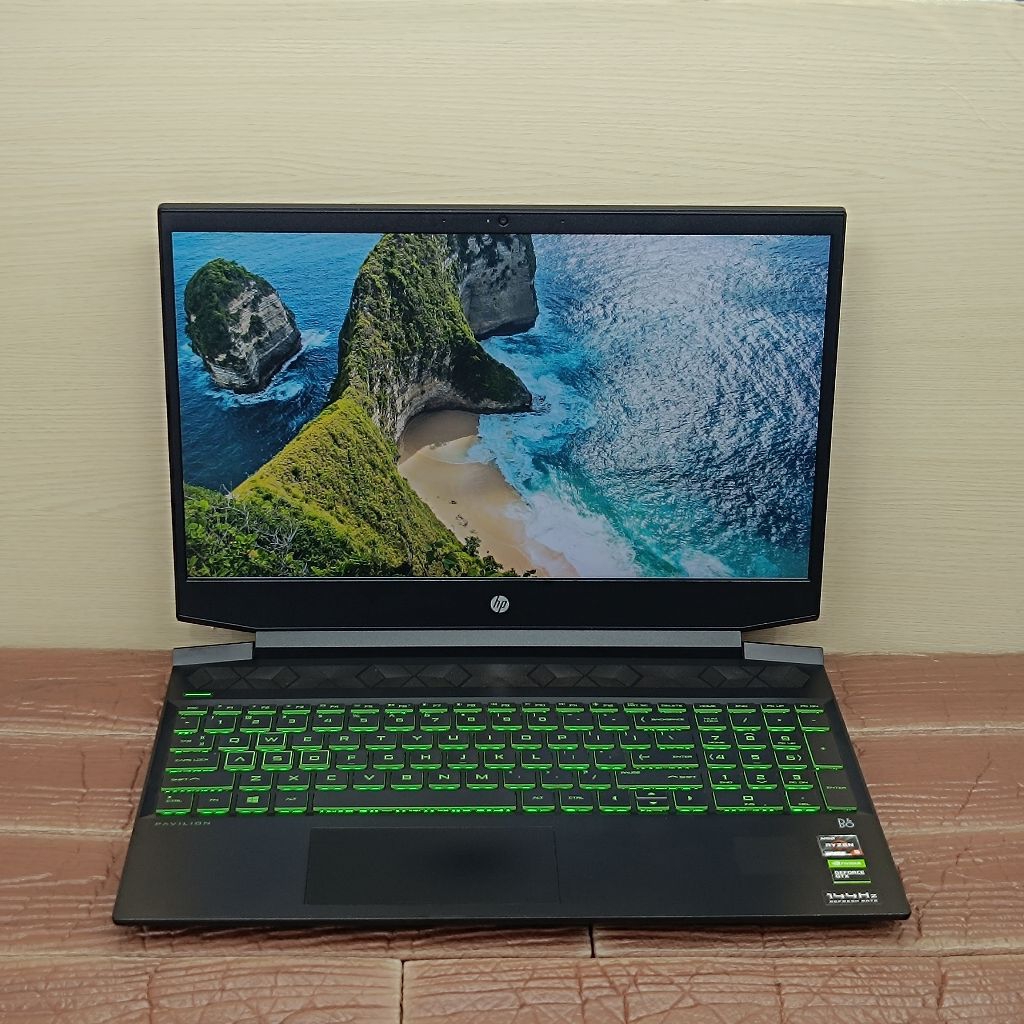 Laptop HP Pavilion Gaming 15-ec2047QX AMD RYZEN 5-5600H RAM 8GB SSD 512GB GTX 1650 FULLSET