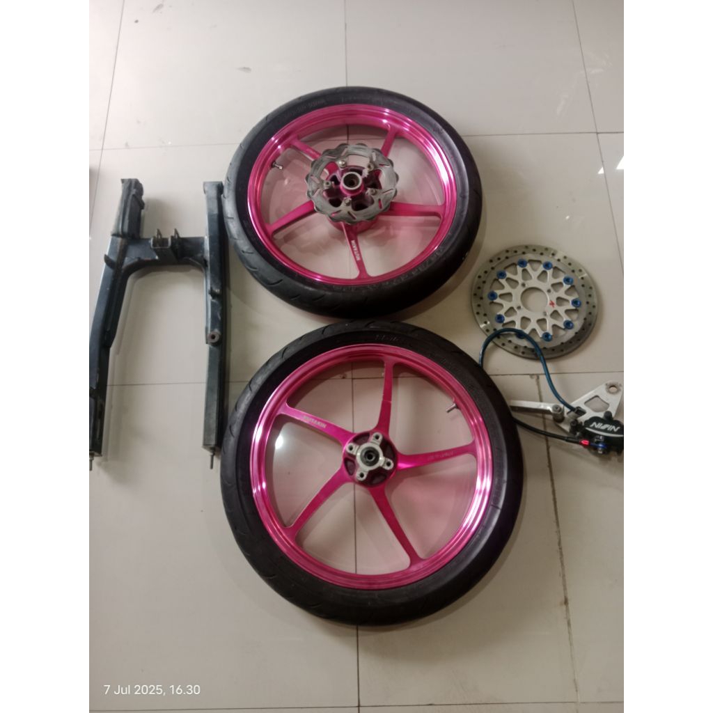 Velg Mutakin 525 set ban