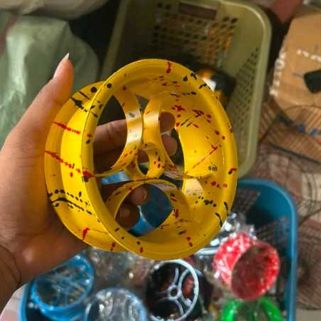 Gulungan Senar Layangan Bladu 4 inc Golongan Bladu Layangan Model Racing Kuat dan Ringan Motif Binti