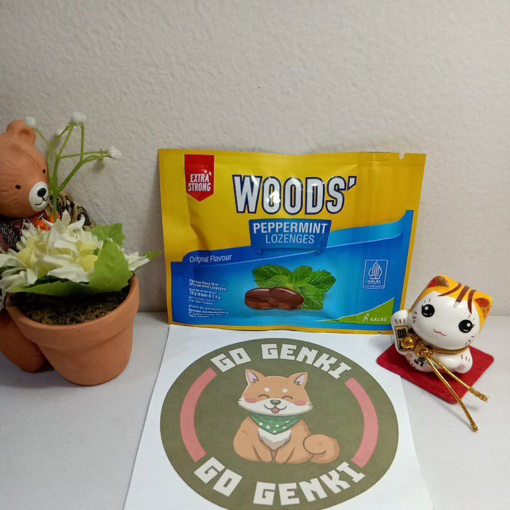 

Permen Woods' Peppermint Lozenges Original Flavour Melegakan Tenggorokan