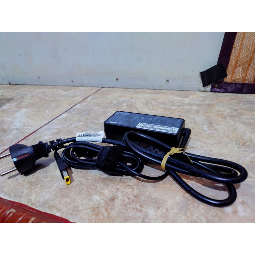 charger laptop Lenovo 65 watt original Lenovo