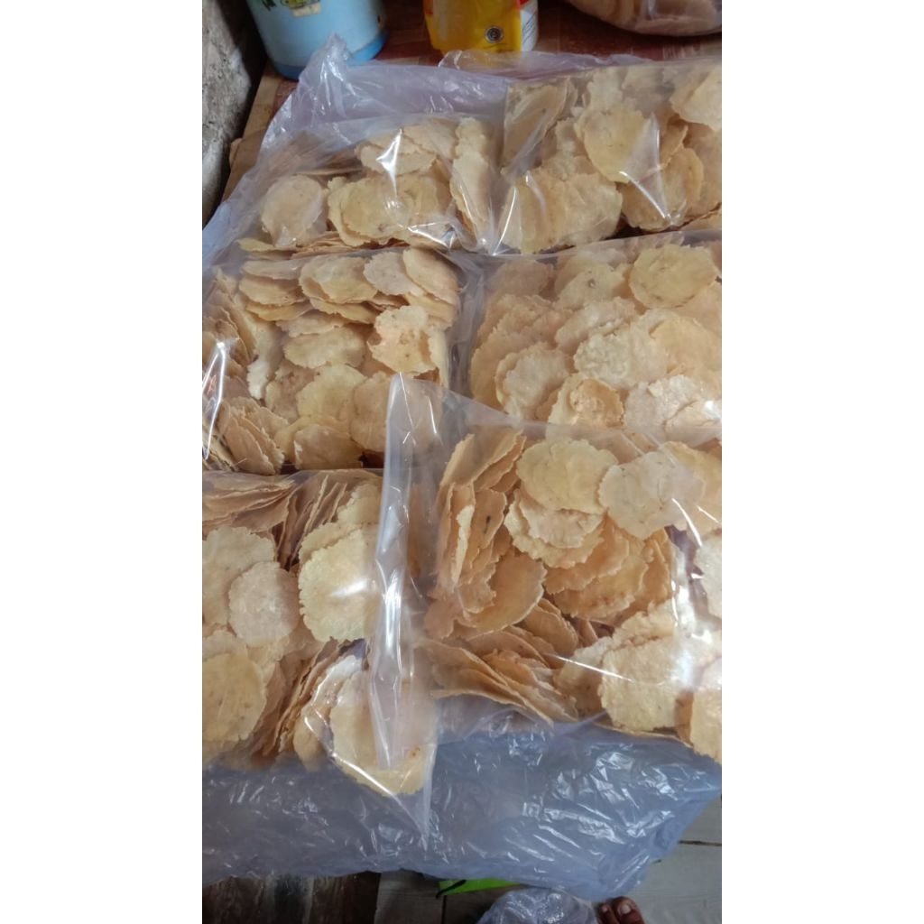 

Emping Melinjo 100% Asli Melinjo / 500gr sangat tipis