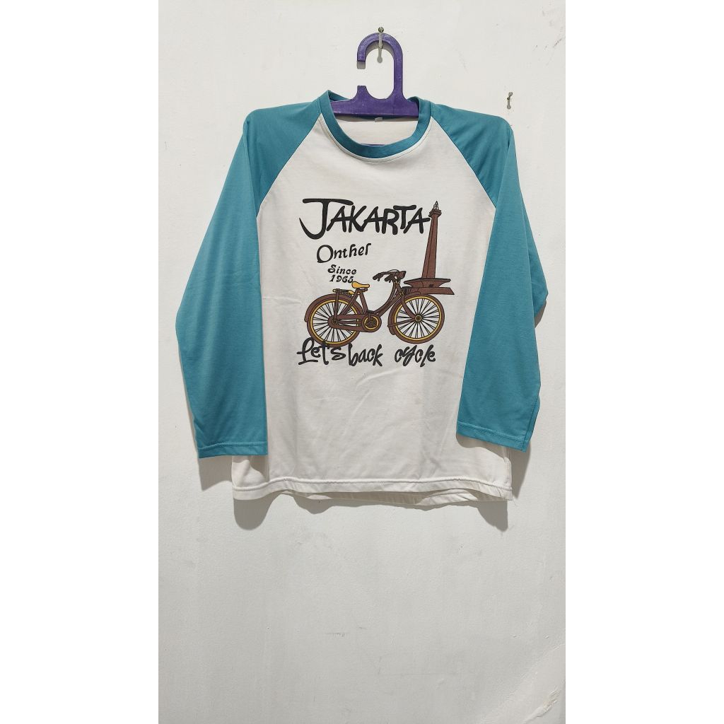 Kaos oleh oleh Jakarta