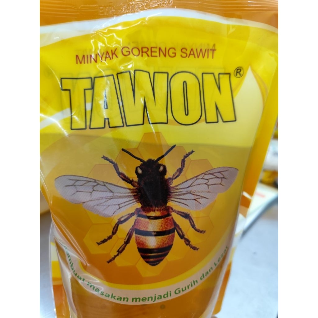 

Minyak goreng Reffil Tawon 2L bening