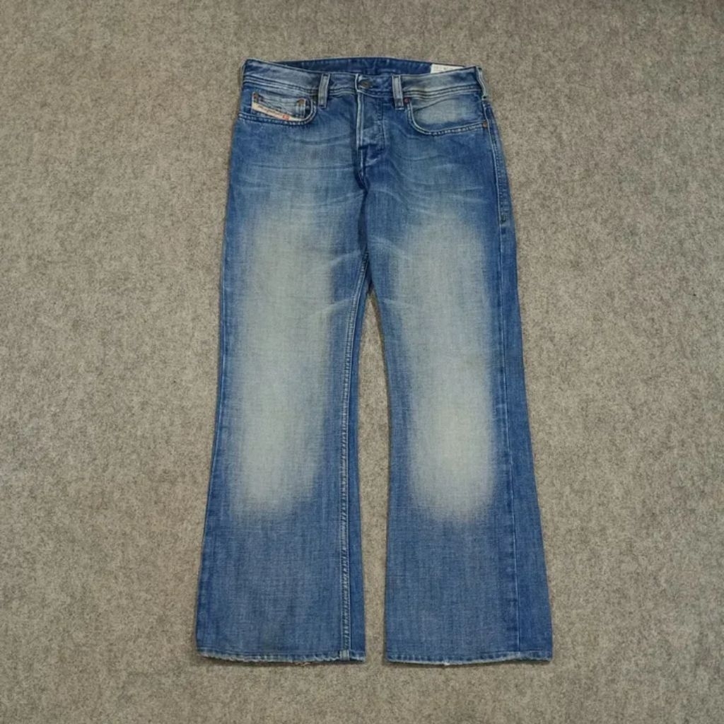 celana Bot cut jeans panjang pria DIESEL size 29 second
