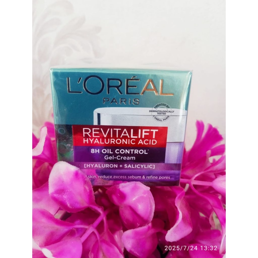 Loreal  day cream Revitalift hyaluronic Acid 15Ml.-Skin care Loreal.