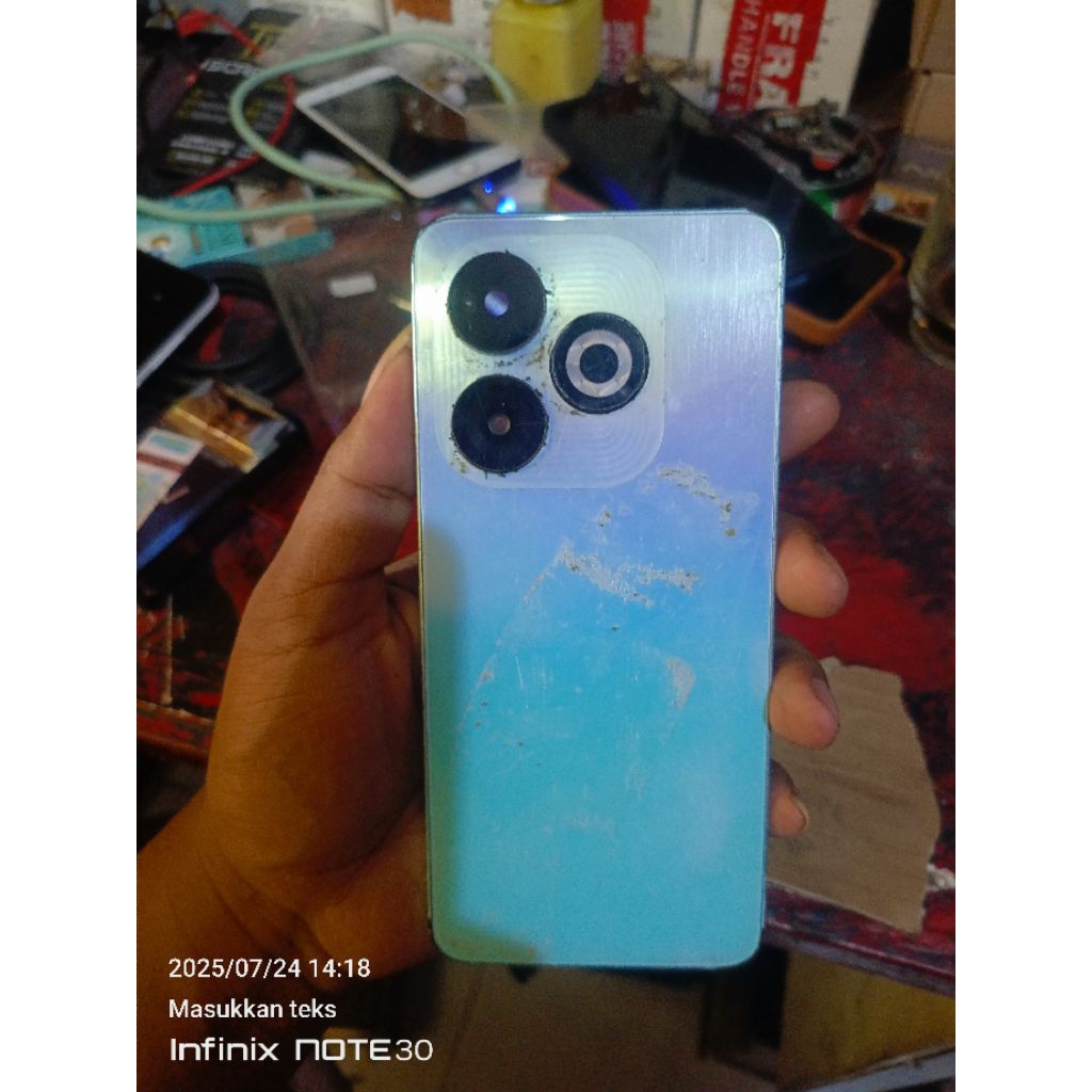 Beckdoor+bezzel kesing housing infinix smart 8pro bekas masih layak untuk pakai