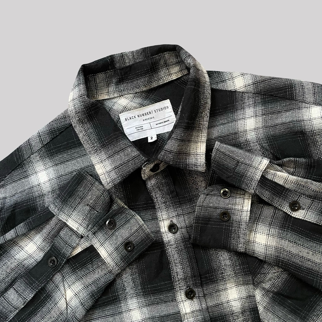 Kemeja Flannel Veterano Black Number Hitam - M (10)