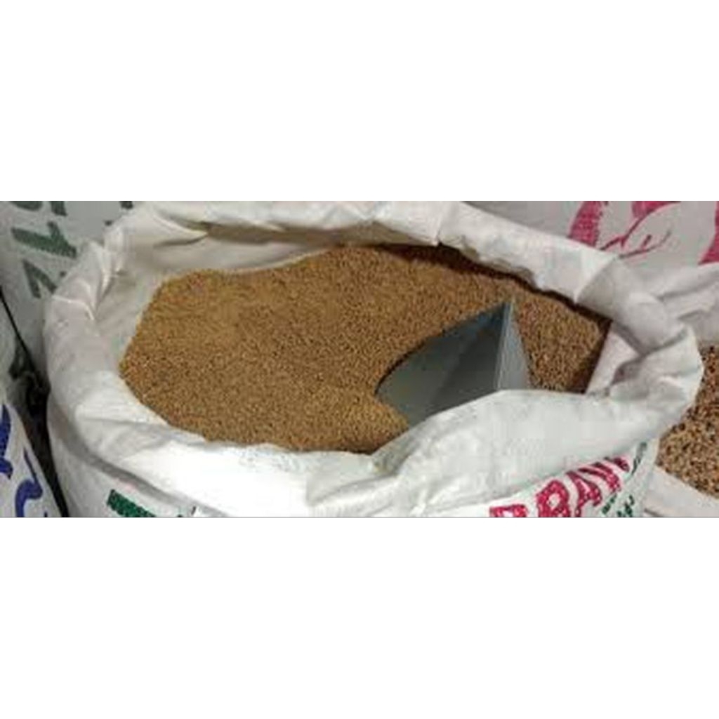 

Tepung kedelai campuran pakan