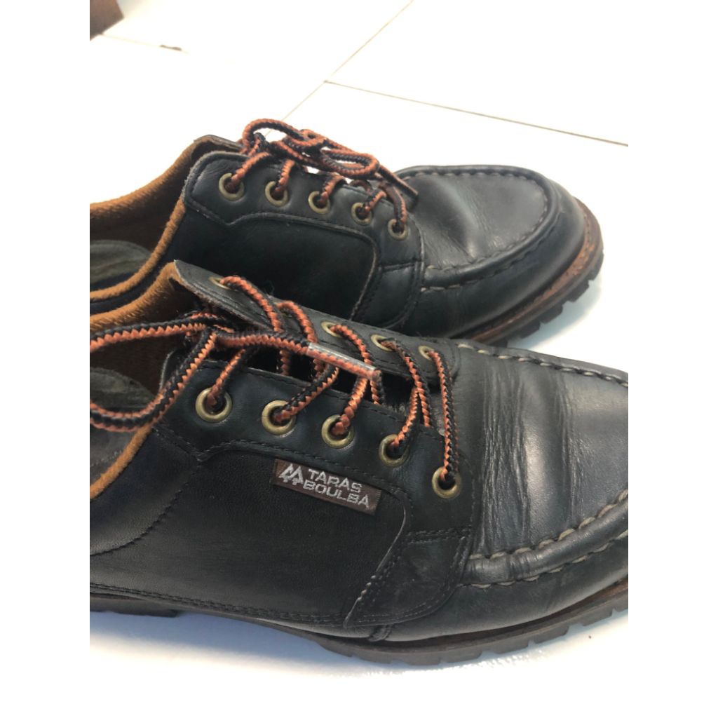 Sepatu Kulit Taras Boulba
